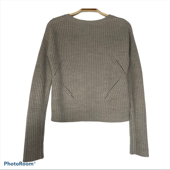 Aeropostale Knit Light Gray Long sleeves Women's Sweater - Size XS - Picture 1 of 12